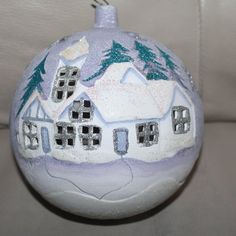 Absolutely Beautiful Christmas Ornament Tea Light